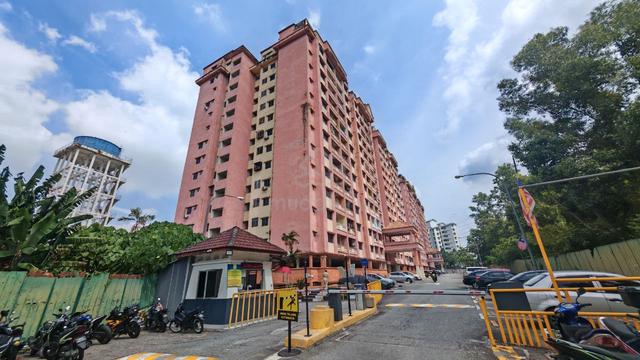 Taman Anggerik Villa 2 1