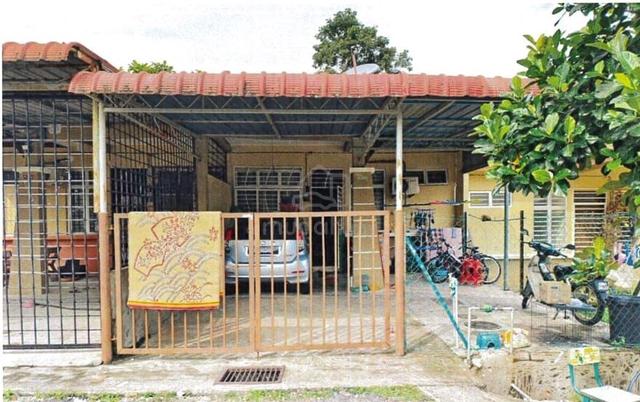Rumah teres untuk Dijual @ Taman Merbau Utama, Selising 1