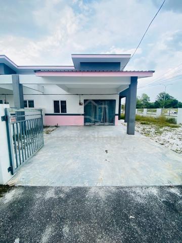 1 Storey Corner Lot Bandar Universiti Seri Iskandar Perak 1