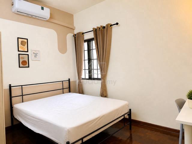 Fully Furnished Kuala Lumpur/Selangor Ampang Room For Rent Middle Room 1