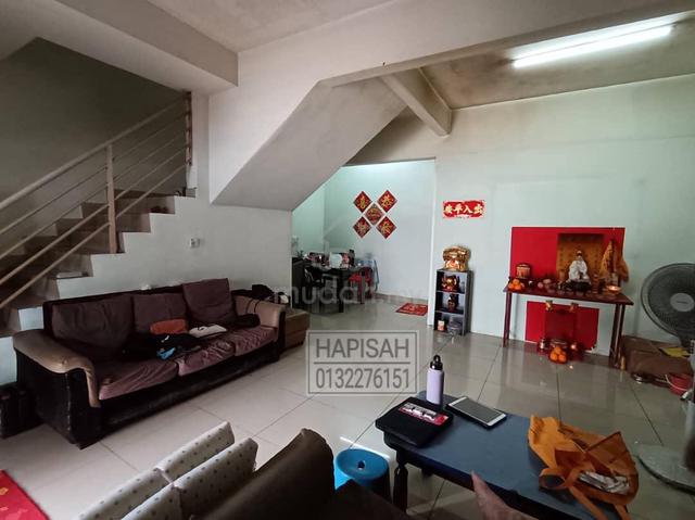 Freehold, 3 storey terrace, Taman Sri Putra 3, Sungai Bulohj 3