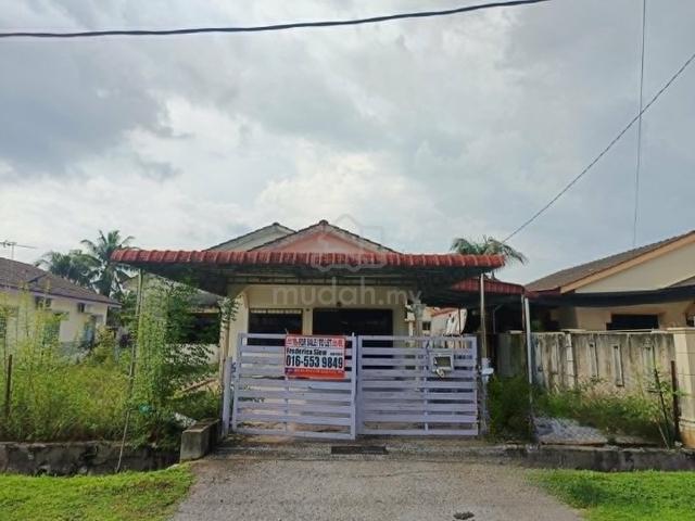 Tronoh Jaya, Tronoh , Perak Single Storey Bungalow House For Sale 1