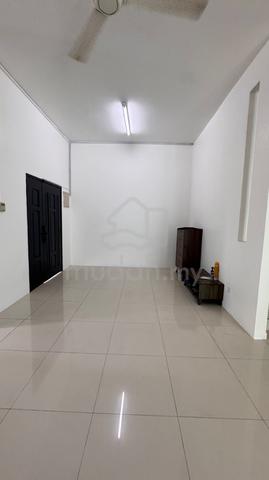 BM 4R3B Fully Furnished Near SMK School Move In Ready Rent 1
