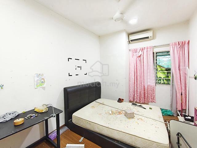 Double Storey Alam D'16  Residence Seksyen 16 Shah Alam (Gated & Guard 5