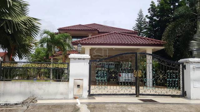 Belakang Open & Depan Tanah Luas🔥 Banglo 2 Tingkat Bukit Istana 1