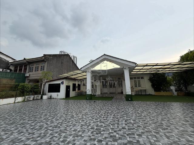 [ 12800SF ] large land large built up | face main rd | nr komtar - HK 1