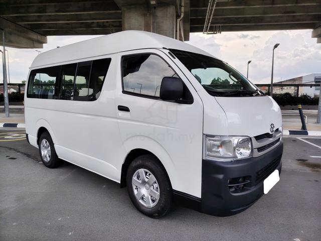 2009 Toyota Hiace 2.5 (M) High Roof Window Van - 1