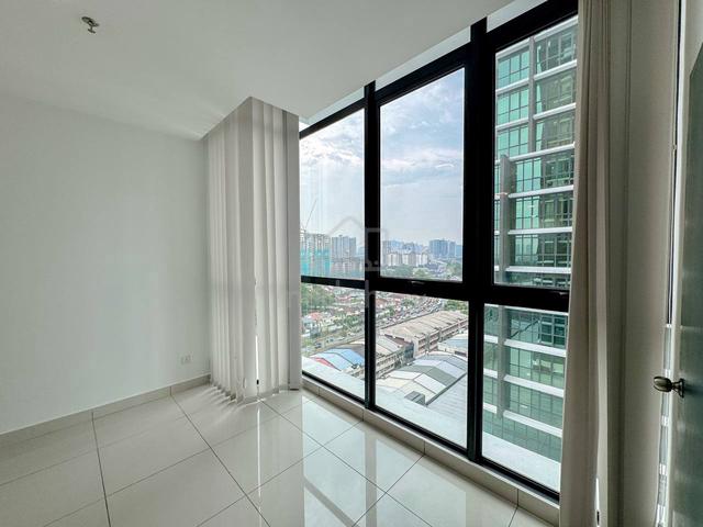 Atria Sofo Office with Facilities Damansara Jaya Petaling Jaya 1