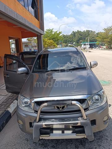 2010 Toyota HILUX 2.5 G FACELIFT DOUBLE CAB (A) - 3