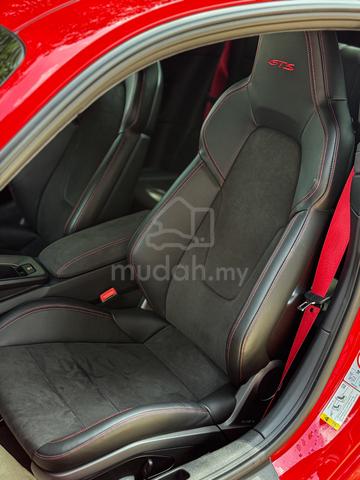 JP CARBON DEMO CAR Porsche 911 3.0 CARRERA GTS 992 - 1