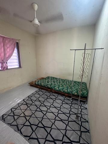 Bilik Master (Non-sharing) untuk disewa 1