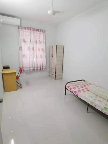Bilik Sewa Partially Furnished at Tmn Idaman Near Penang Science Park 1