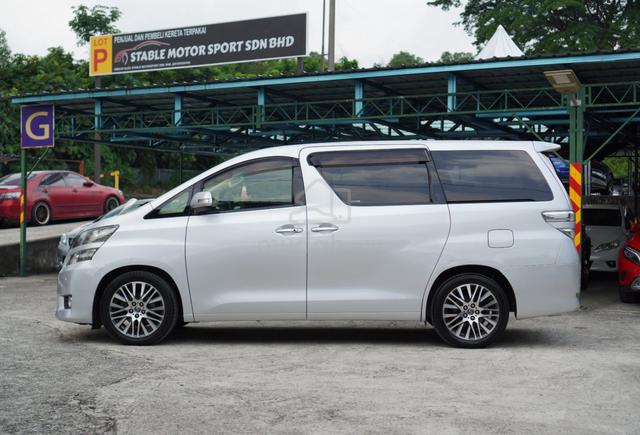 2012 Toyota VELLFIRE 2.4 X FACELIFT 8 SEATER - 2