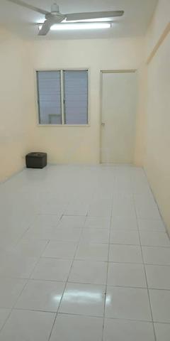 Saujana Ria Aparment 1