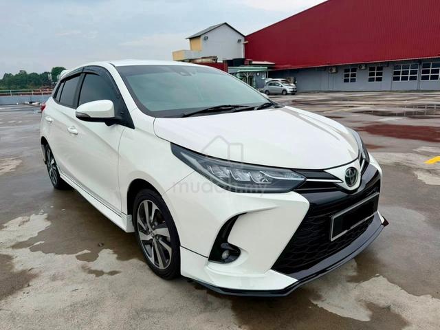 Toyota YARIS 1.5 E (A) - 1