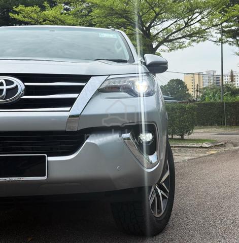 2019 Toyota FORTUNER 2.7 SRZ 4X4 2TR-FE (A) - 3