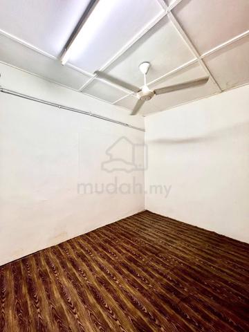 Partial Furnished Single Storey House Taman Desa Jaya Kepong 4