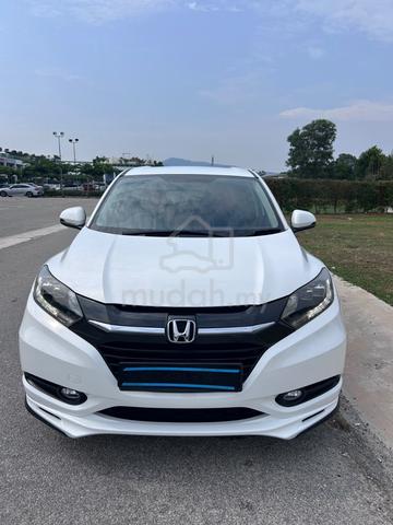 Honda Hr-V 1.8 V Tahun 2017  - 2