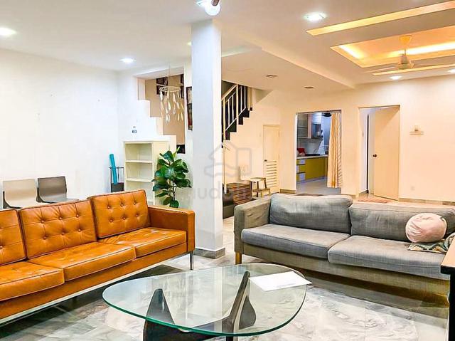FACING OPEN🔥 END LOT DOUBLE STOREY TERRACE USJ 13 Subang Jaya 1