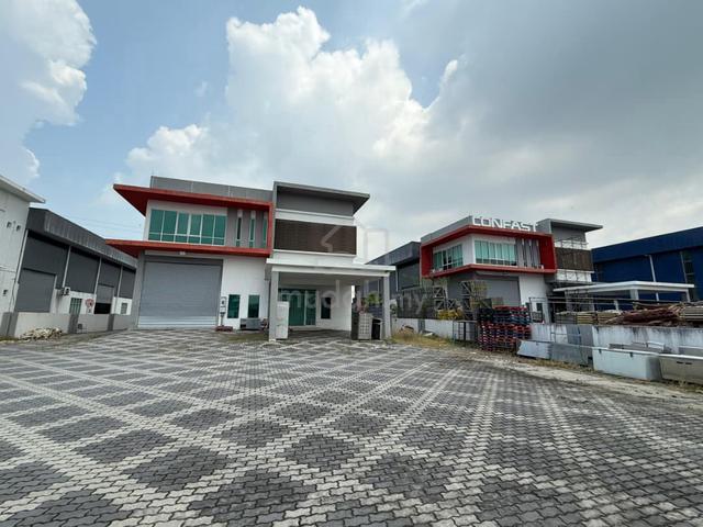 Factory / Warehouse For Rent - Jalan Saga Jaya Perai, Penang 1
