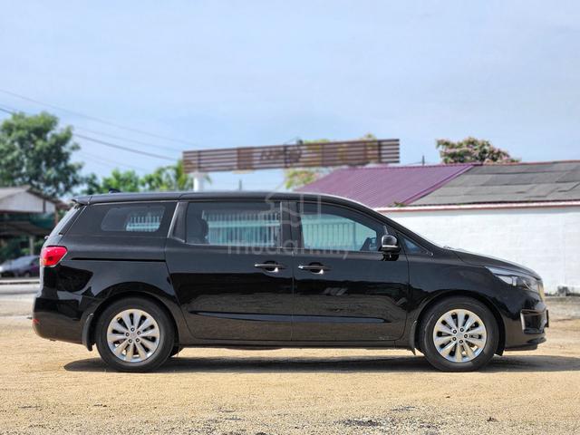2017 Kia GRAND CARNIVAL 2.2 YP(A) 5 TAHUN WARRANTY - 5