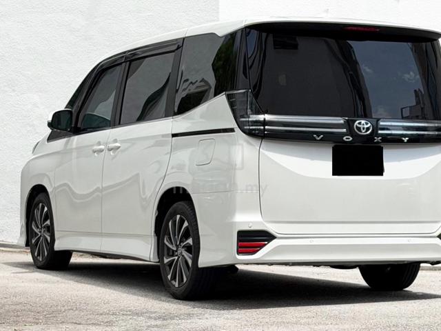2022 Toyota VOXY 2.0 S-Z (A) ZRA90 FULL SPEC - 2