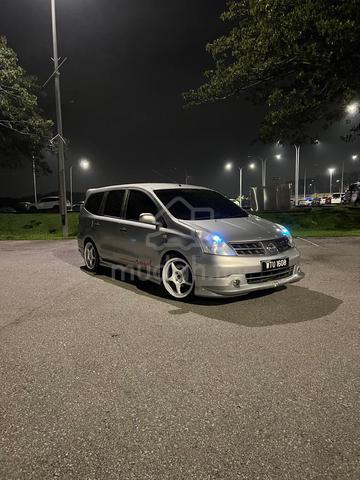 2010 Nissan GRAND LIVINA 1.6 CLASSIC/COMFORT (A) - 1