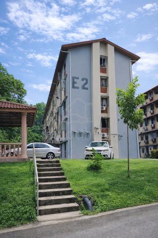 Flat Taman Melati Blok E 1