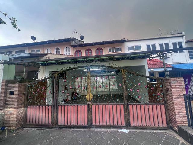 EXTENDED + 2 Storey Terrace Taman Megah Cheras Selangor 1