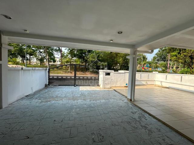 2-Sty Superlink House End Lot Sunway Kayangan Sek U9 Shah Alam 1