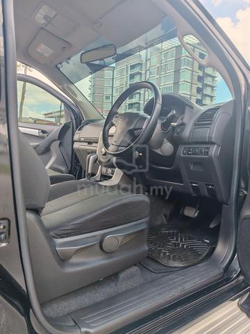 2020 Isuzu D-MAX HI RIDE 1.9L BluePower 4x2 (A) - 5