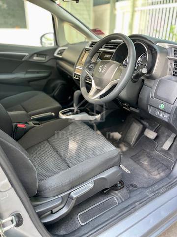 2019 Honda JAZZ 1.5 E FACELIFT (A) - 4