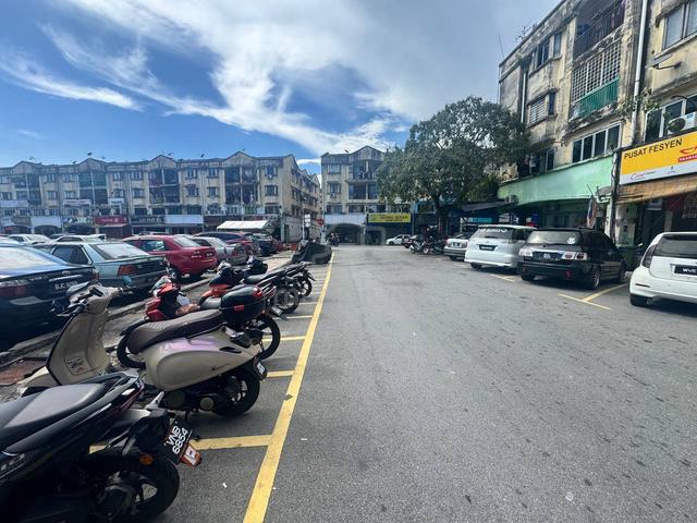 Taman Sri Andalas 1