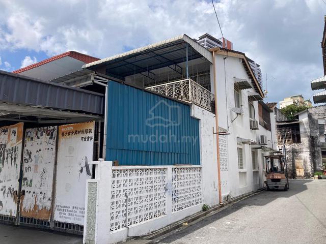 Lorong Ipoh , Jelutong , Penang Double Storey End lot 1