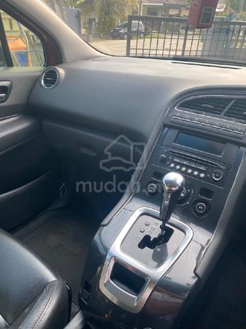 2011 Peugeot 5008 1.6 THP (A) - 4