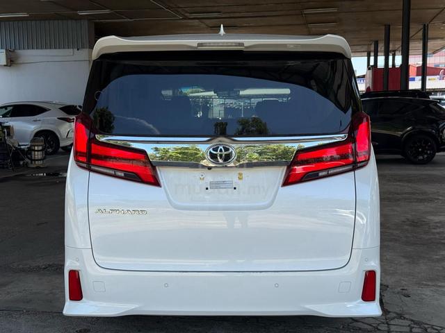2022 Toyota ALPHARD 2.5 SC - 2