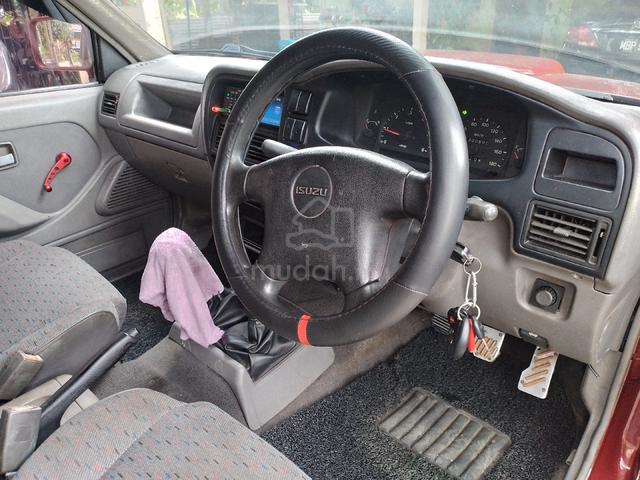 1999 Isuzu INVADER 1999 4x4 - 4