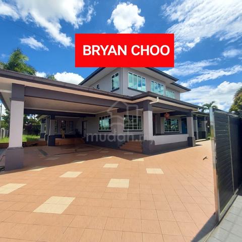DOUBLE STOREY DETACHED HOUSE FOR SALE At 5TH MILE KUCHING SARAWAK 1