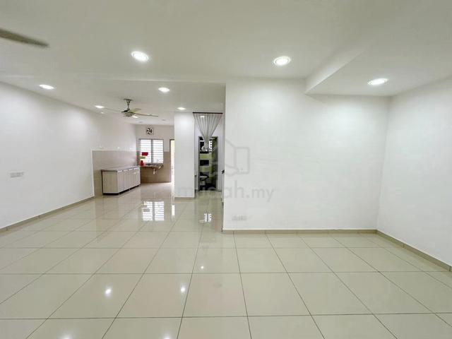 Taman Desa Baiduri Double Storey terrace house Kulai 1