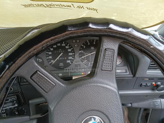1989 Bmw 3 SERIES 1.8 18I E30 M40 5 Speed (M) - 5