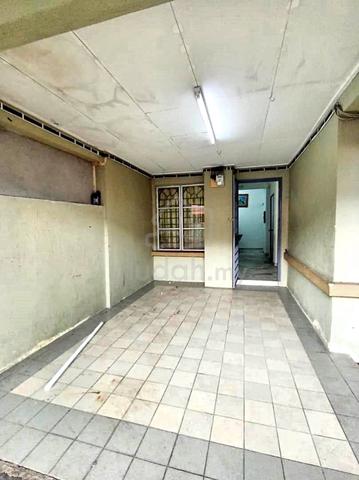 2 storey, accept student @ Seksyen 15, Bandar Baru Bangi 1