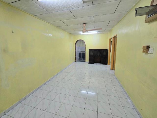 Skudai Jalan Kejayaan,Taman Universiti Single Storey Low Cost 5