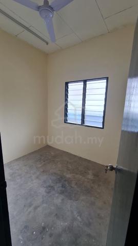 MURAH Rumah Teres Setingkat Taman Gadong Jaya Labu Seremban 4