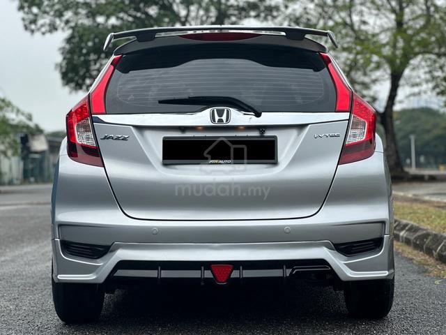 2018 Honda JAZZ 1.5 E / TIPTOP CONDITION / - 4
