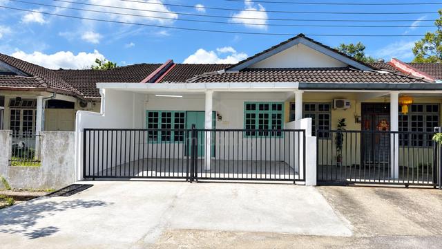Taman Lovelyland, Batu Kawa, 100% Loan 1