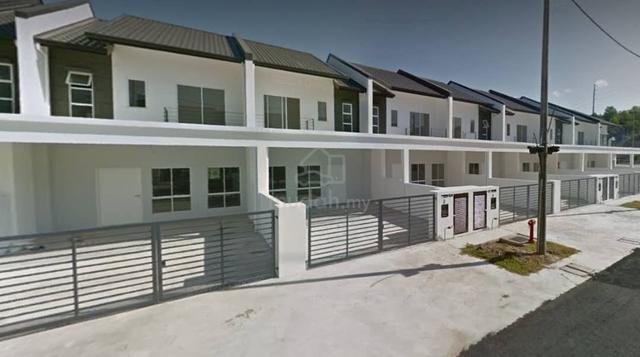 Taman Bukit Damaisari 2 Storey Terrace, Menggatal- Intermediate unit 1