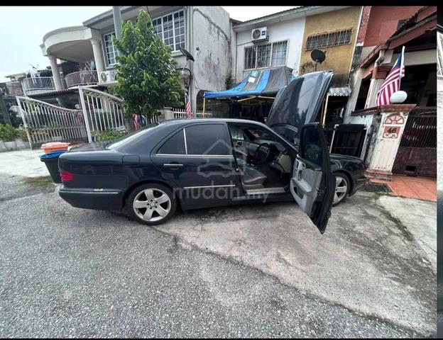 1995 Mercedes Benz 230E 2.3 W210 (A) - 1
