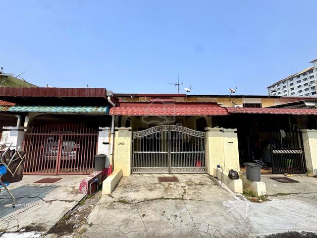 Facing Open Space Extra Parking 2 Storey Terrace Pandamaran Jaya 1