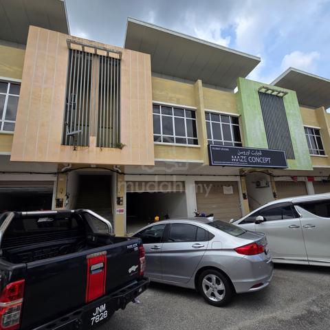 Shoplot at IM 9 (near to TAR Mahkota Valley) 4
