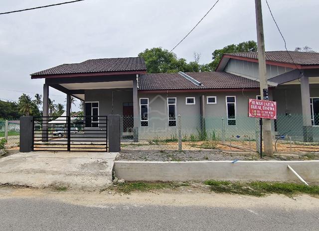 Rumah Semi D untuk disewa - Kemasik, Kemaman, Trg
1